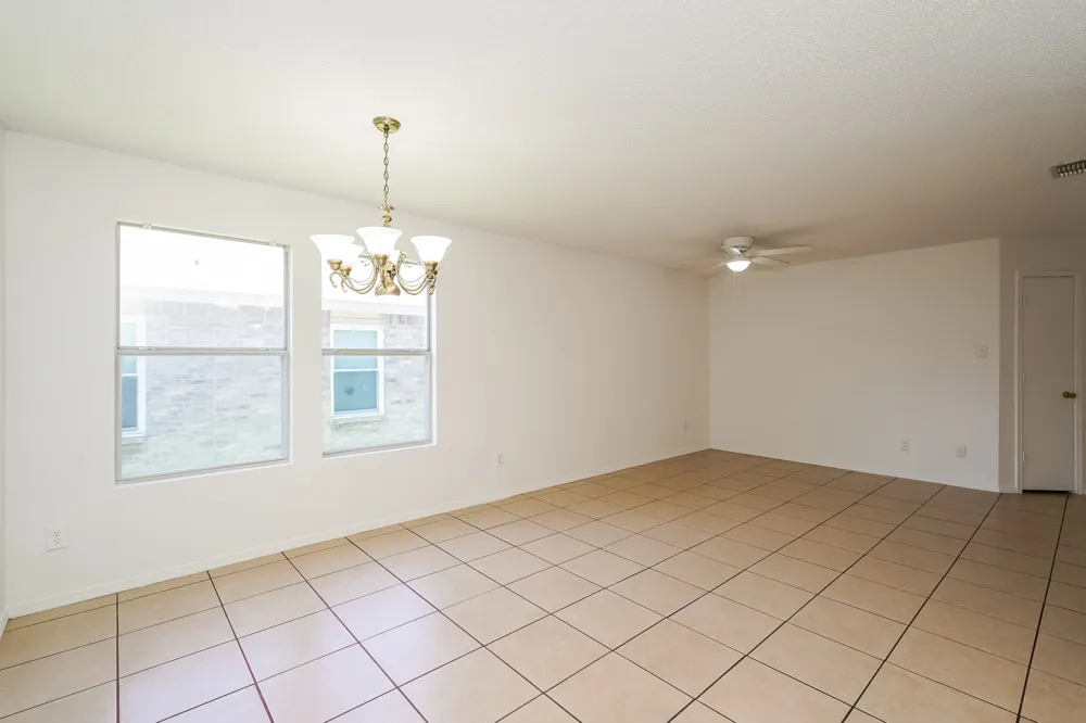 8717 Hunters Creek Drive Fort Worth, TX 76123