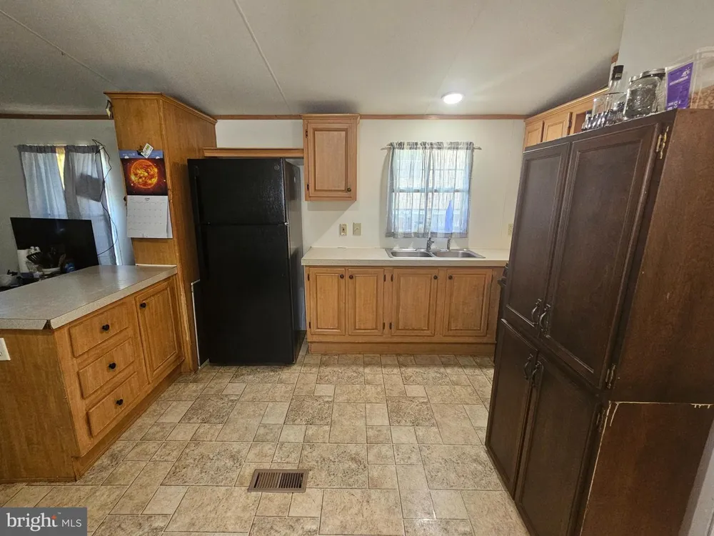 159 B LANE Harrisburg, PA 17111