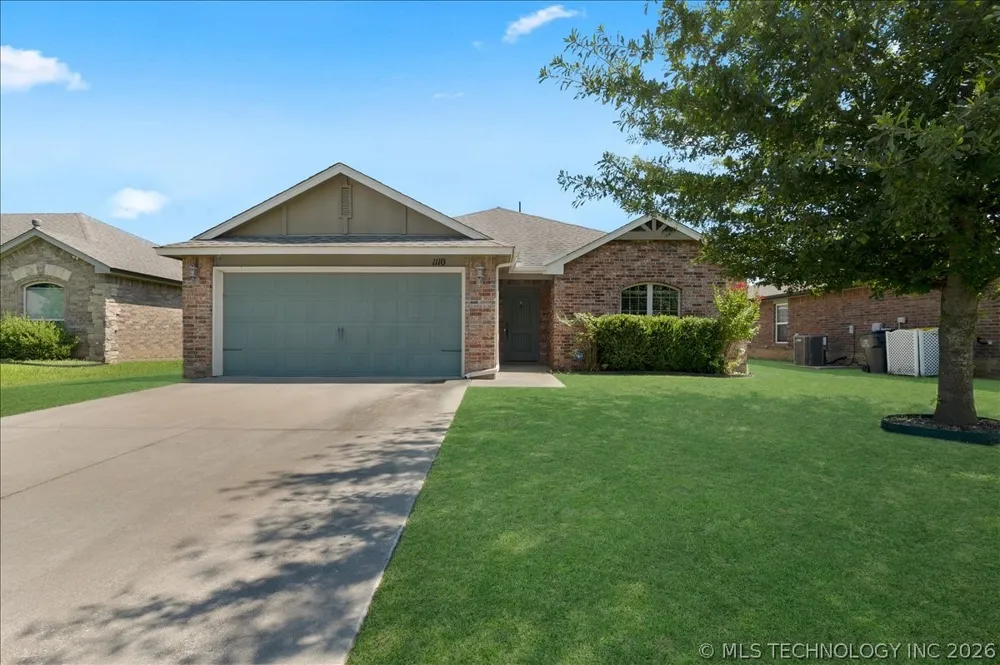 1110 E 146th Court S Glenpool, OK 74033