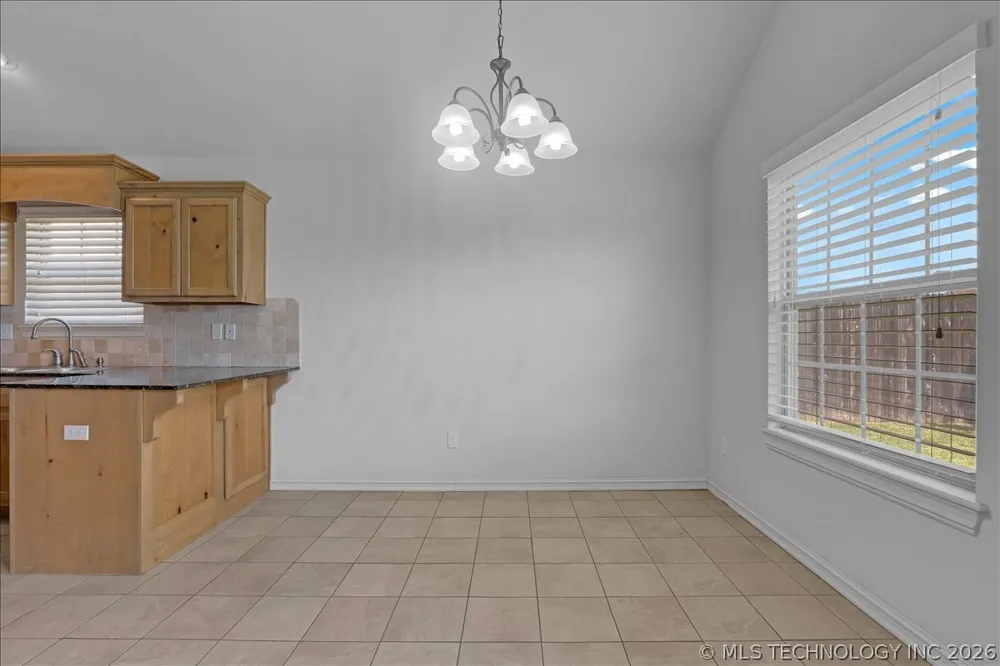 1110 E 146th Court S Glenpool, OK 74033