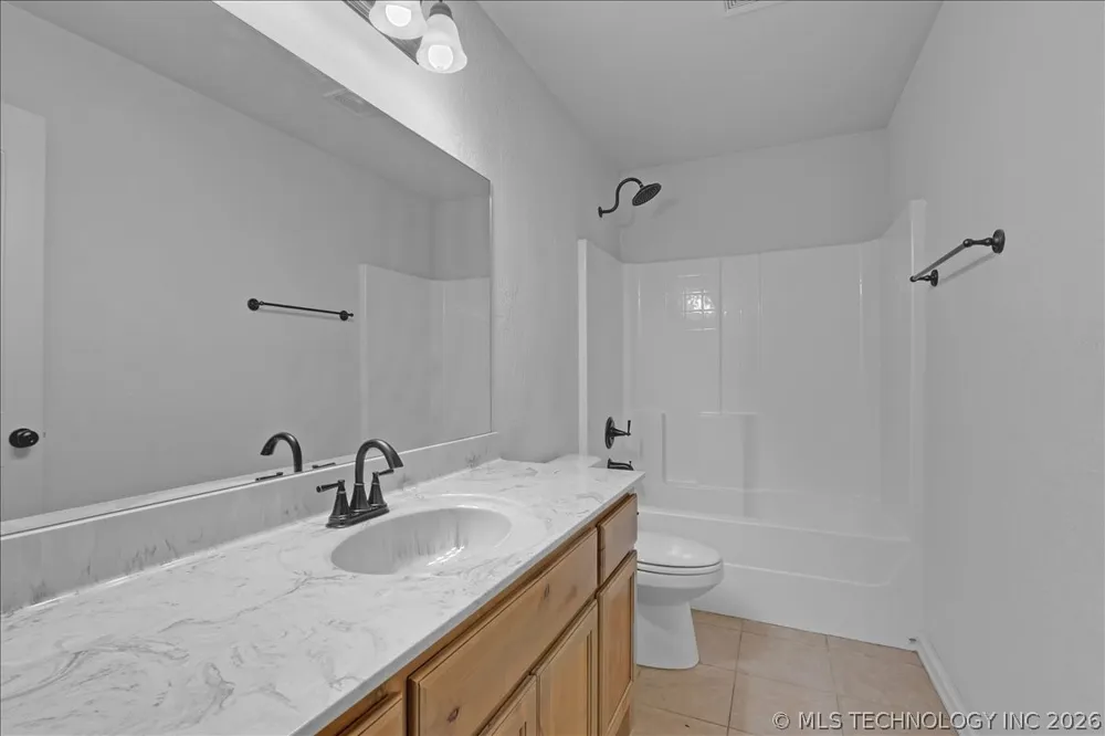 1110 E 146th Court S Glenpool, OK 74033