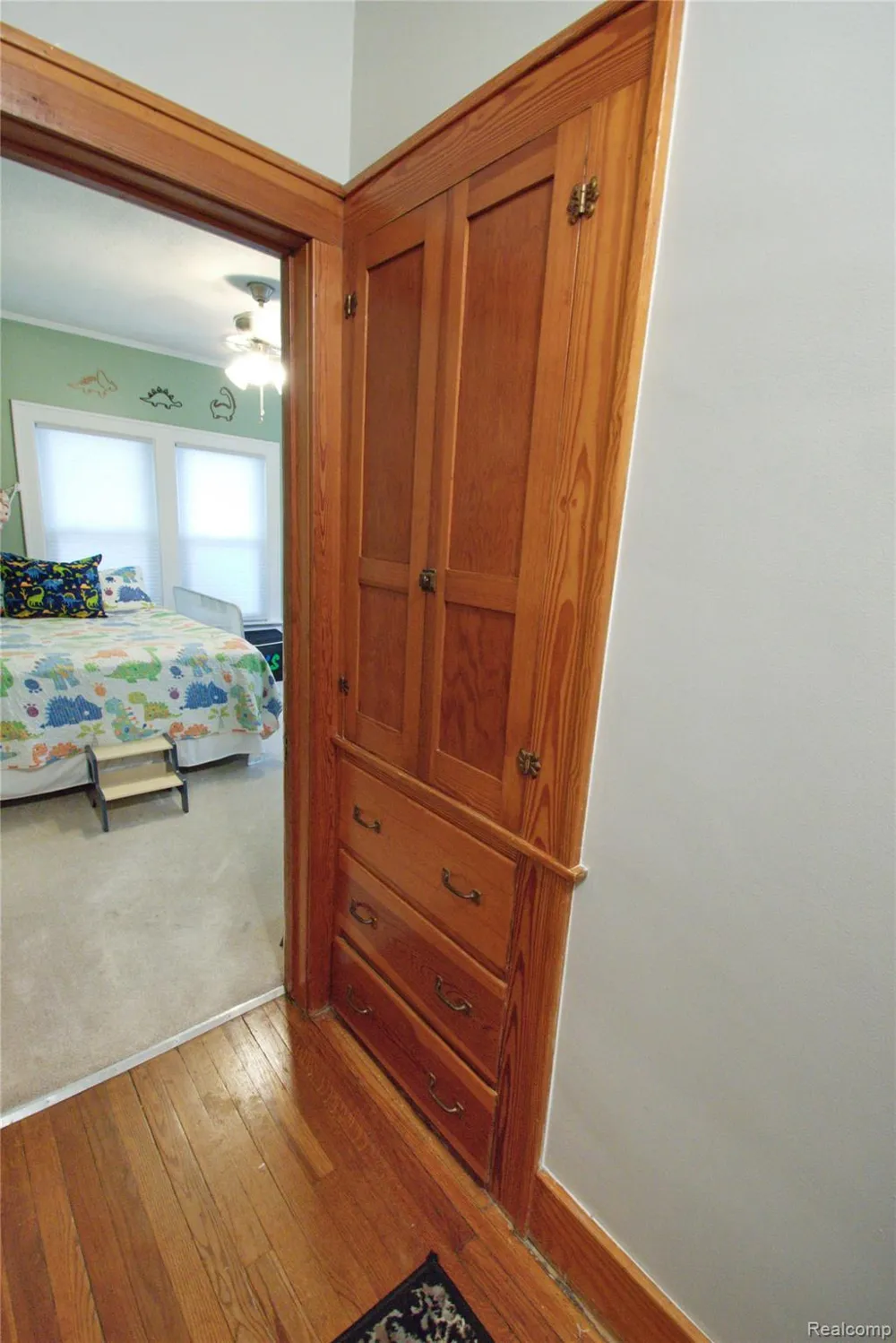 34 Moser Place Mt Clemens City, MI 48043