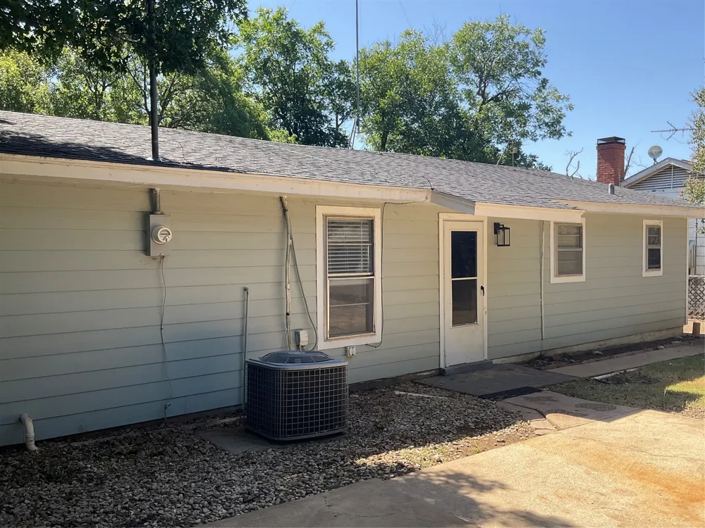 253 County Road 1743 Clifton, TX 76634