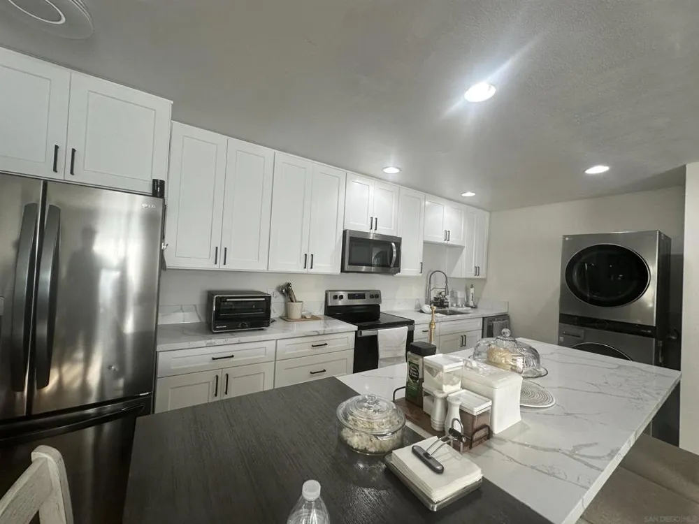 8741 Wahl Santee, CA 92071