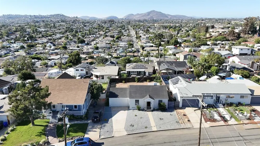 7292 West Point Avenue La Mesa, CA 91942