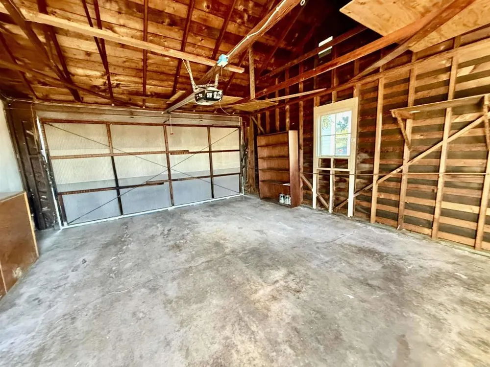7292 West Point Avenue La Mesa, CA 91942