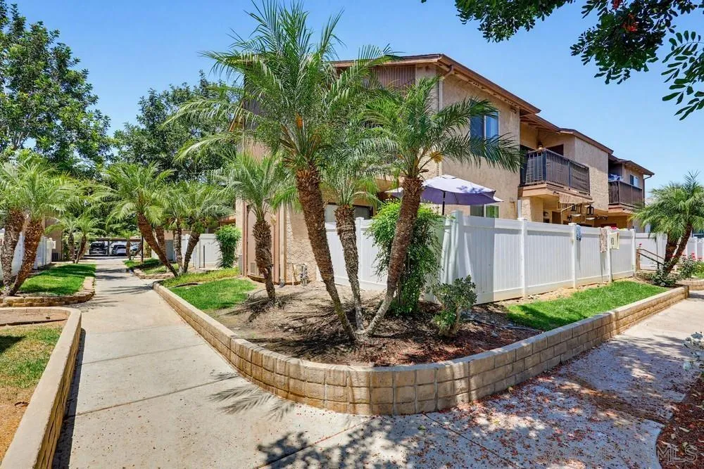 12710 Laurel St #113 Lakeside, CA 92040