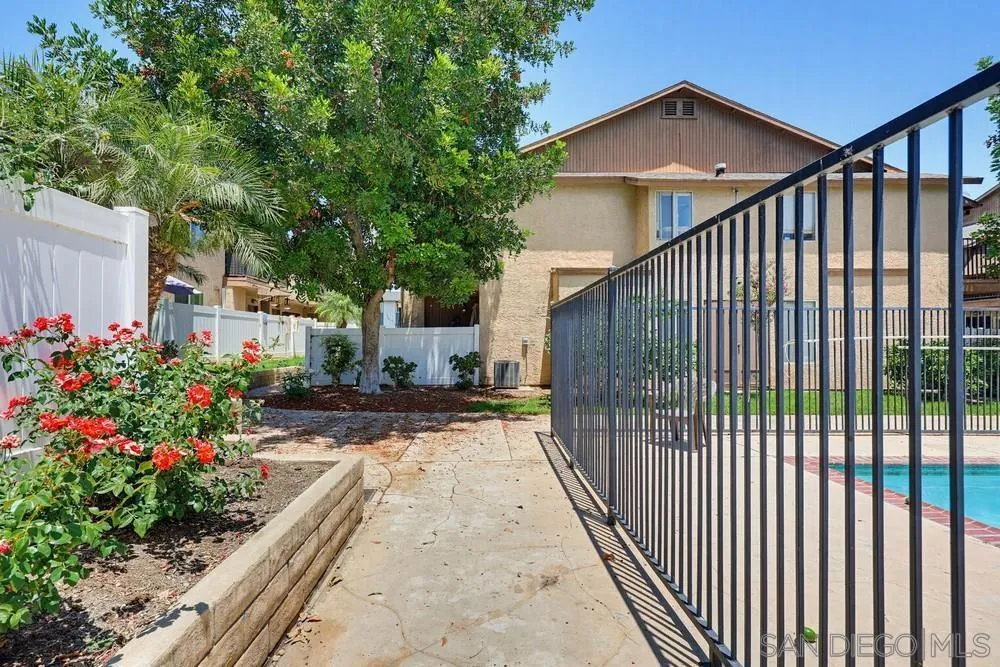 12710 Laurel St #113 Lakeside, CA 92040