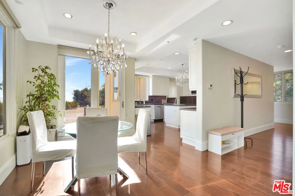 27425 Calicut Road Malibu, CA 90265