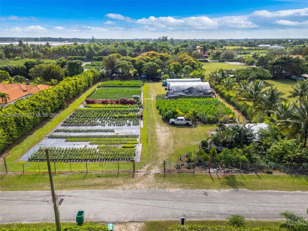 194 SW 204 St Homestead, FL 33187