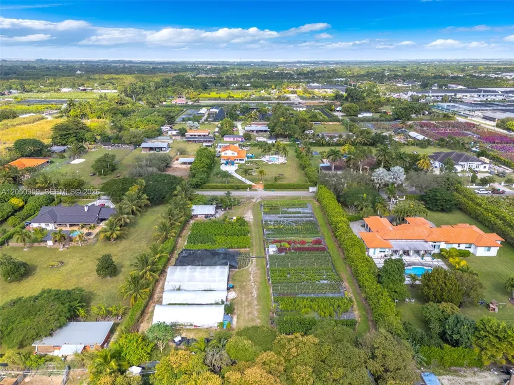 194 SW 204 St Homestead, FL 33187