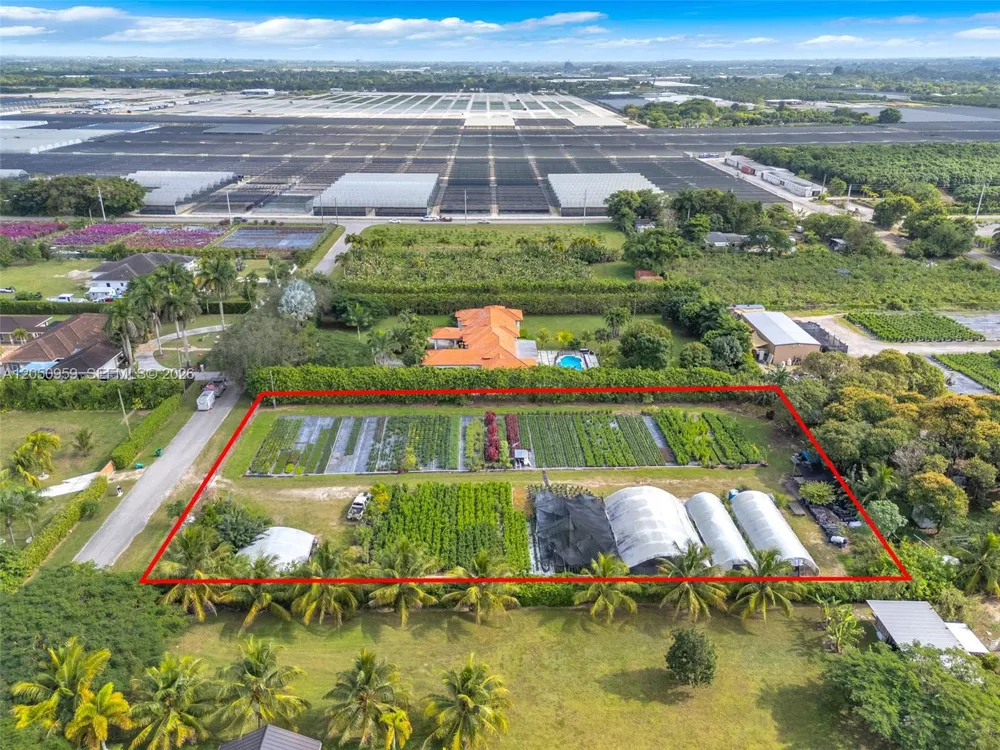 194 SW 204 St Homestead, FL 33187