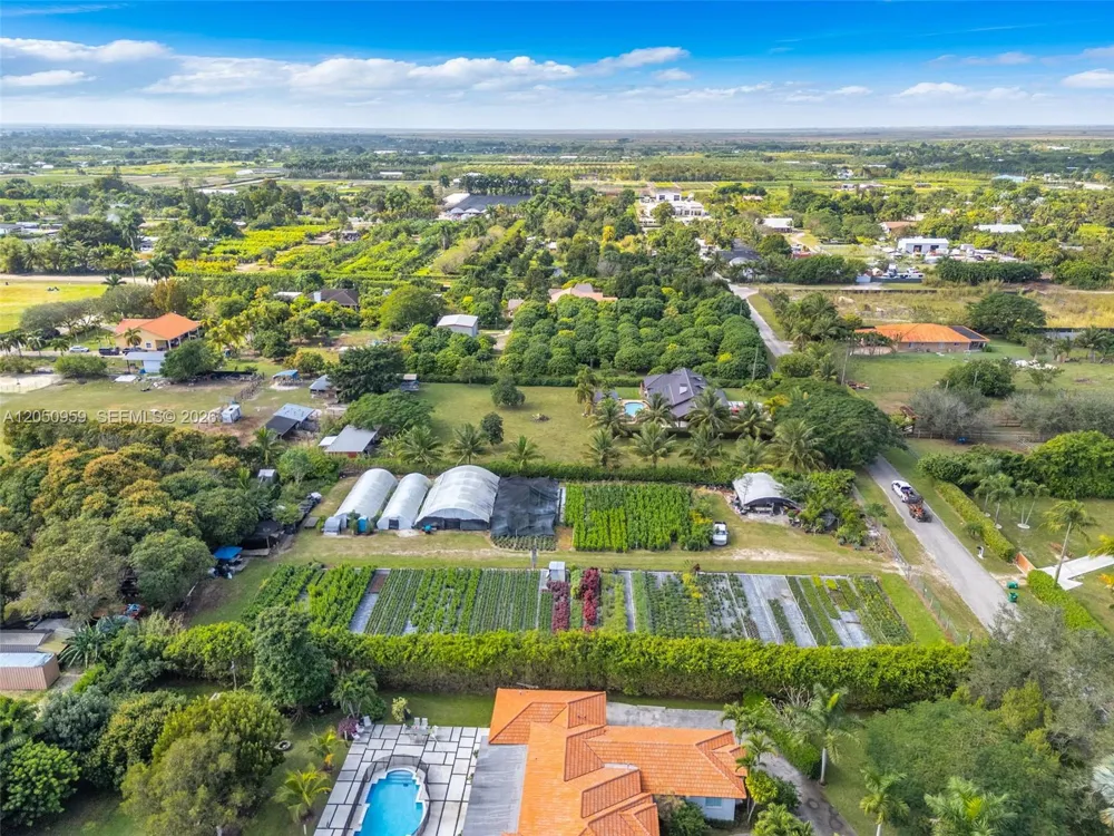 194 SW 204 St Homestead, FL 33187