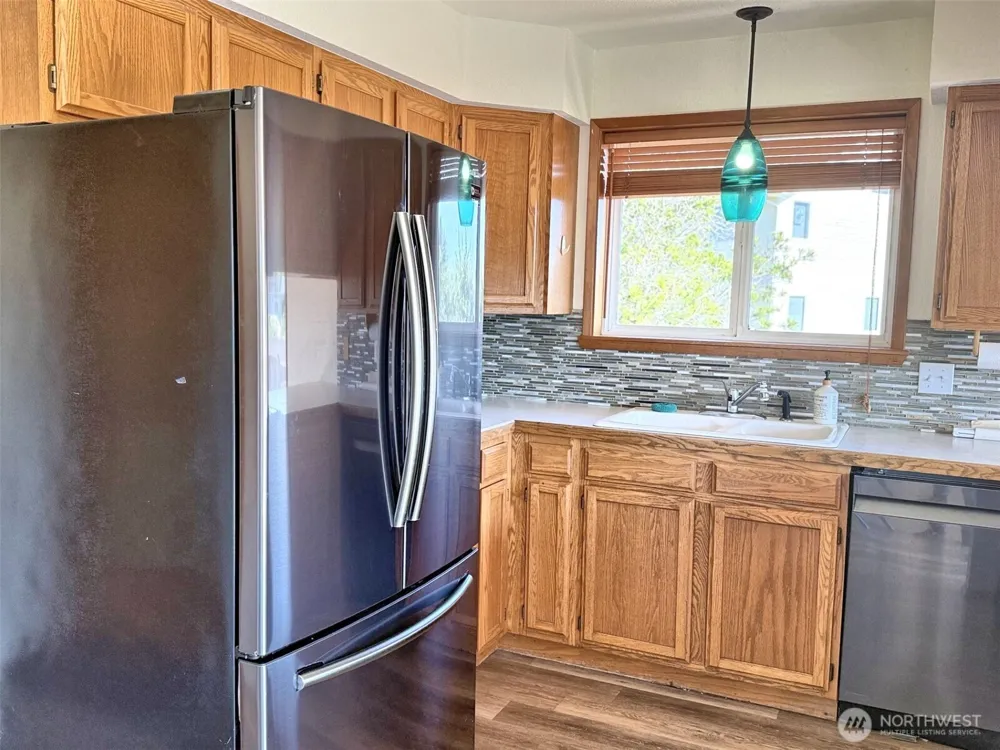 725 Wawona Avenue SW Ocean Shores, WA 98569