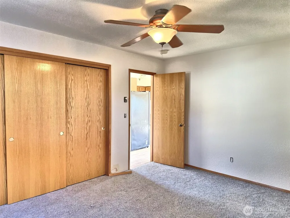 725 Wawona Avenue SW Ocean Shores, WA 98569