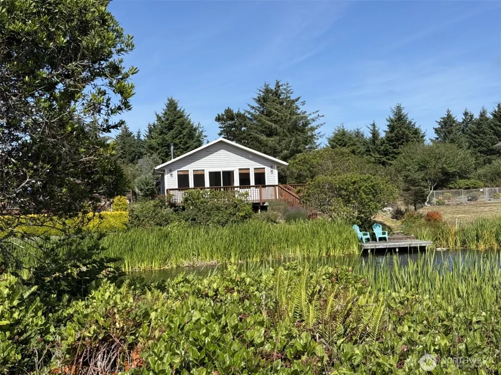 725 Wawona Avenue SW Ocean Shores, WA 98569