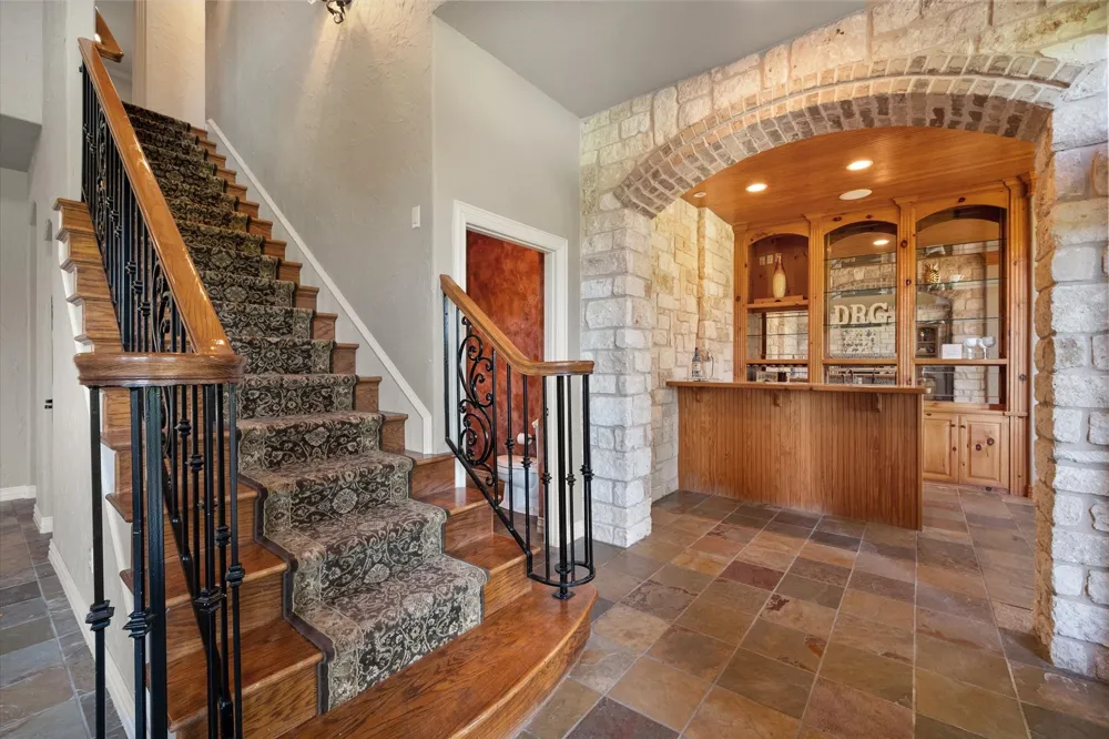 1019 Walnut Falls Circle Mansfield, TX 76063