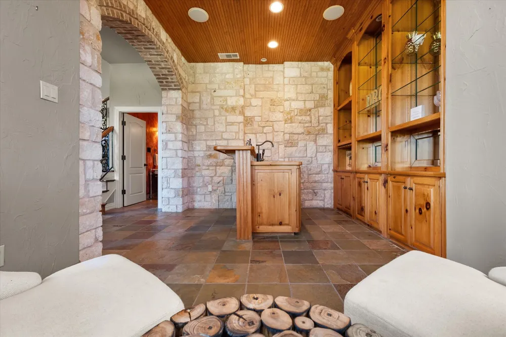1019 Walnut Falls Circle Mansfield, TX 76063