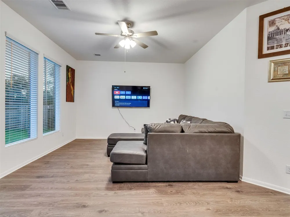 428 Magnolia Street Richwood, TX 77531