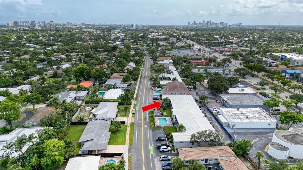2701 Middle River Drive #11 Fort Lauderdale, FL 33306