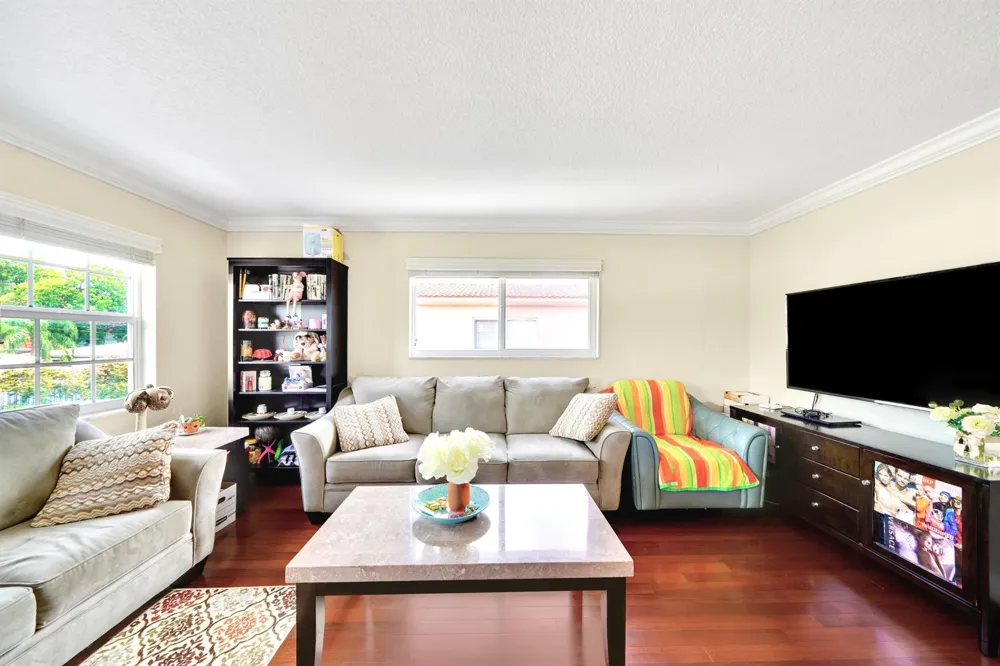 2701 Middle River Drive #11 Fort Lauderdale, FL 33306