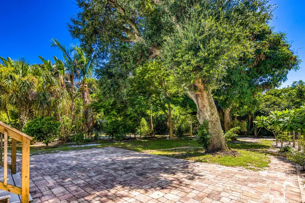 13607 S Indian River Drive Jensen Beach, FL 34957