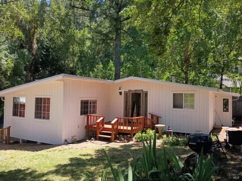 10113 Field Lane