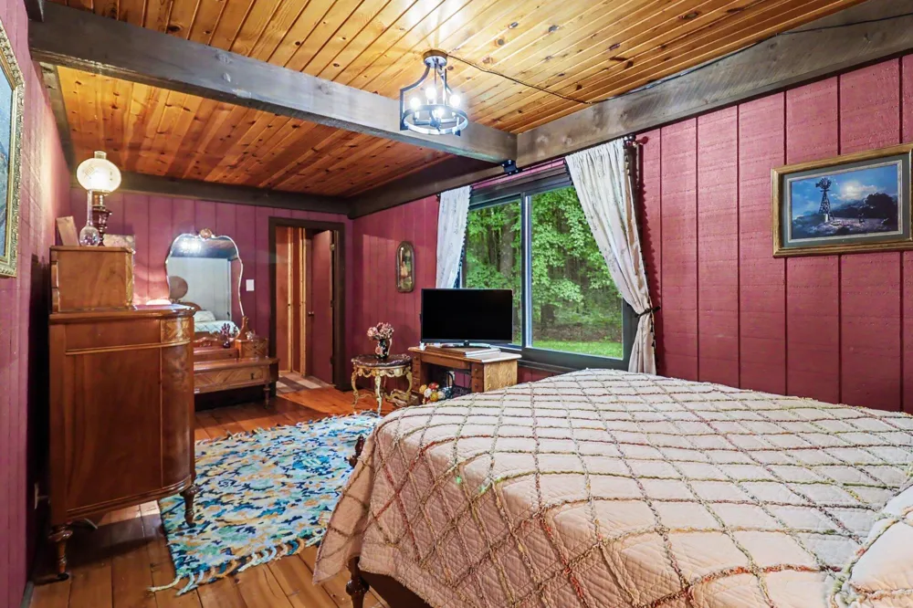 13325 W Pine Lake Road Norman Township, MI 49660