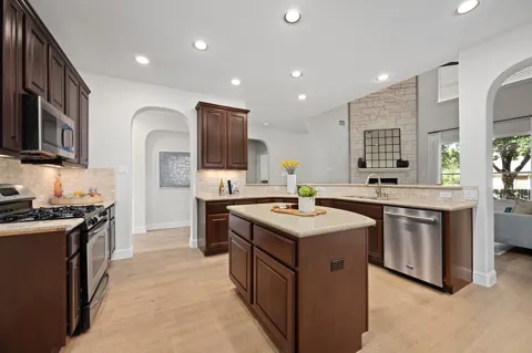 8620 Alophia Drive