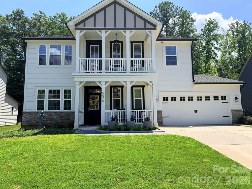 5070 Watersail Way Lake Wylie, SC 29710