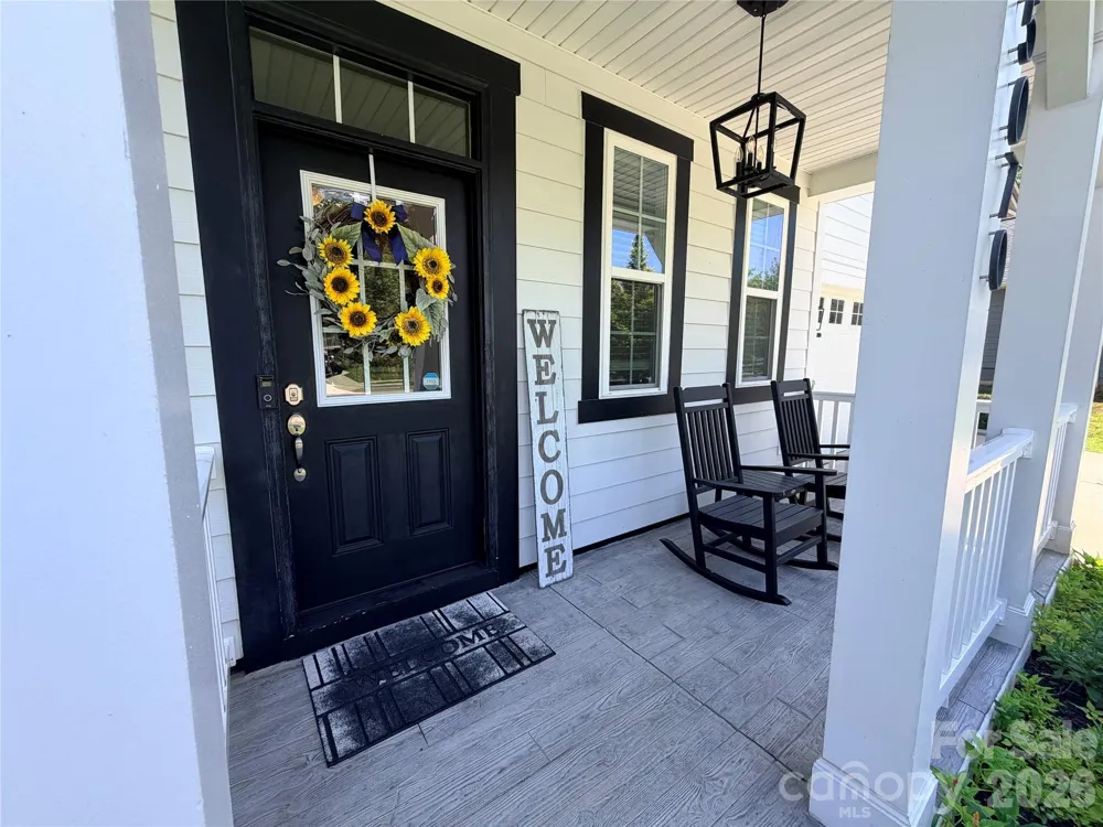 5070 Watersail Way Lake Wylie, SC 29710