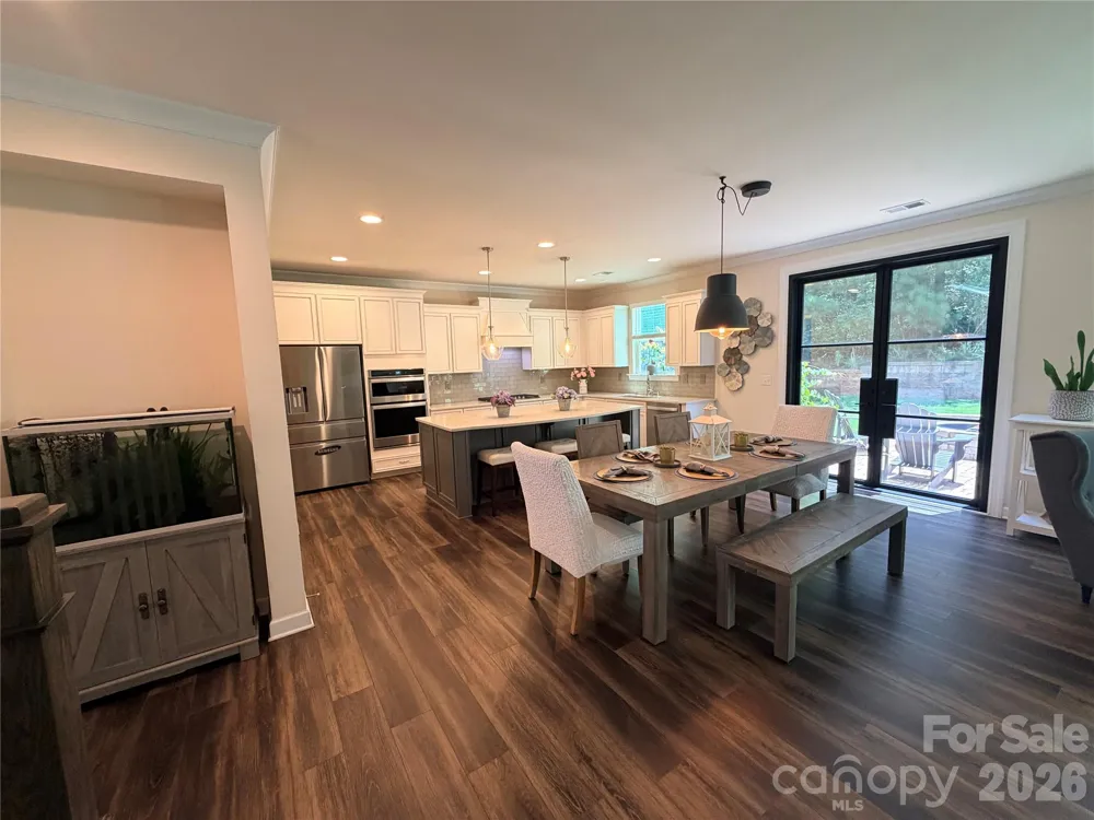 5070 Watersail Way Lake Wylie, SC 29710