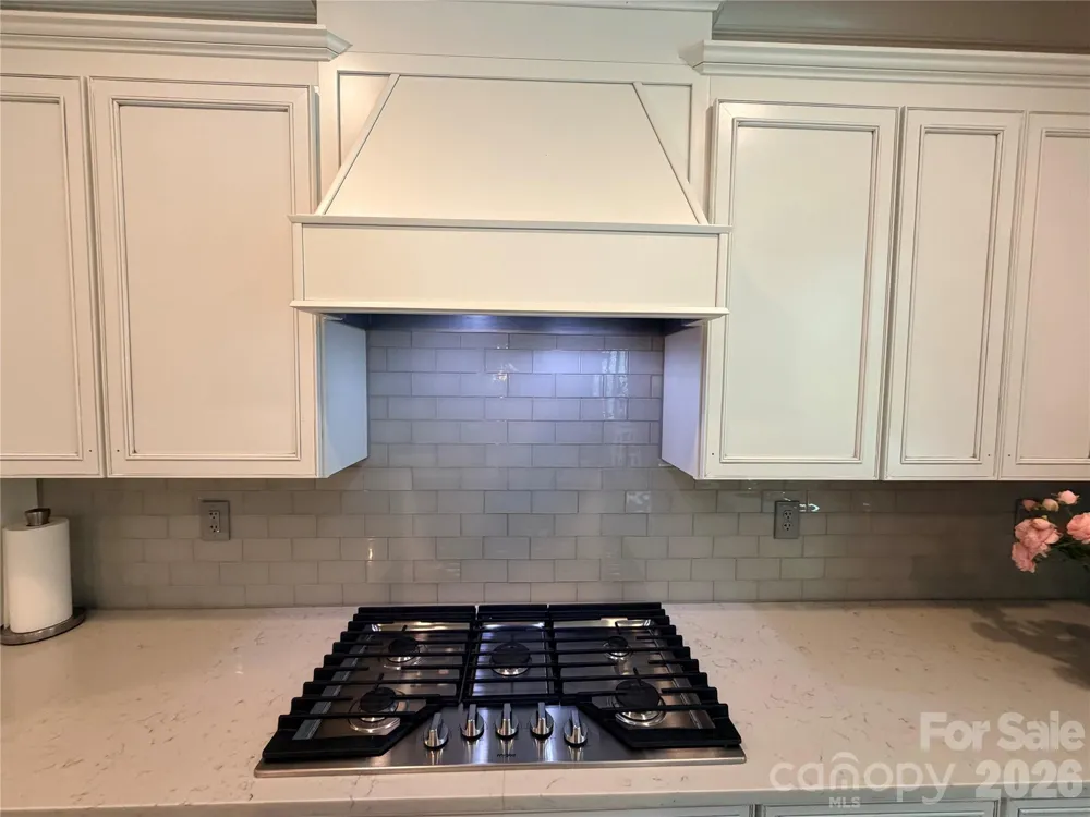 5070 Watersail Way Lake Wylie, SC 29710