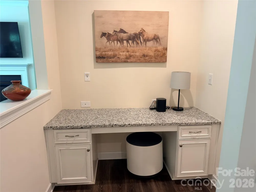 5070 Watersail Way Lake Wylie, SC 29710