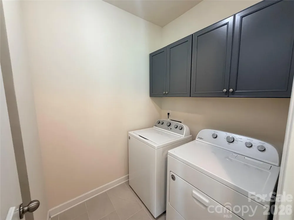 5070 Watersail Way Lake Wylie, SC 29710