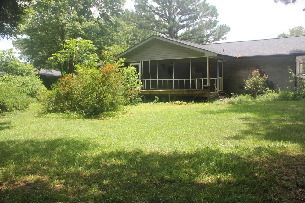 128 Cherokee Circle Tunnel Hill, GA 30755