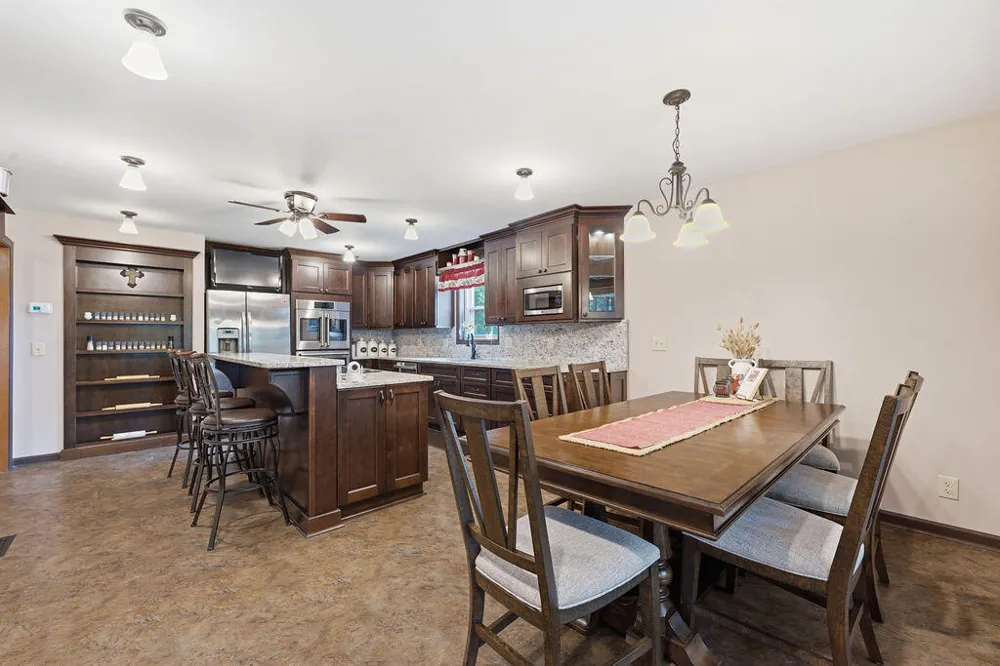3922 Highway 2 Cohutta, GA 30710