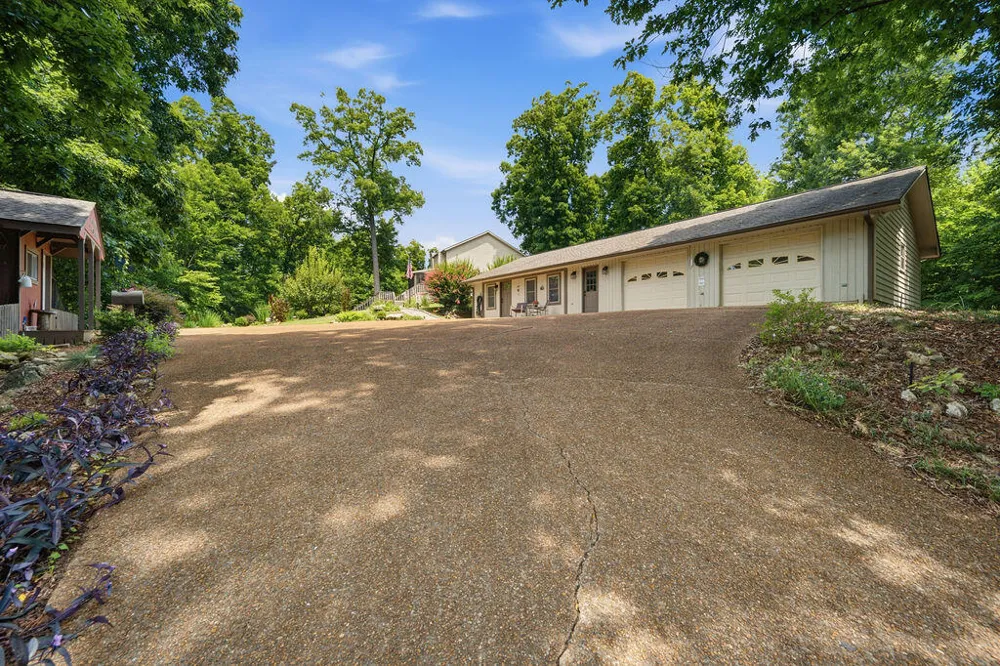 3922 Highway 2 Cohutta, GA 30710