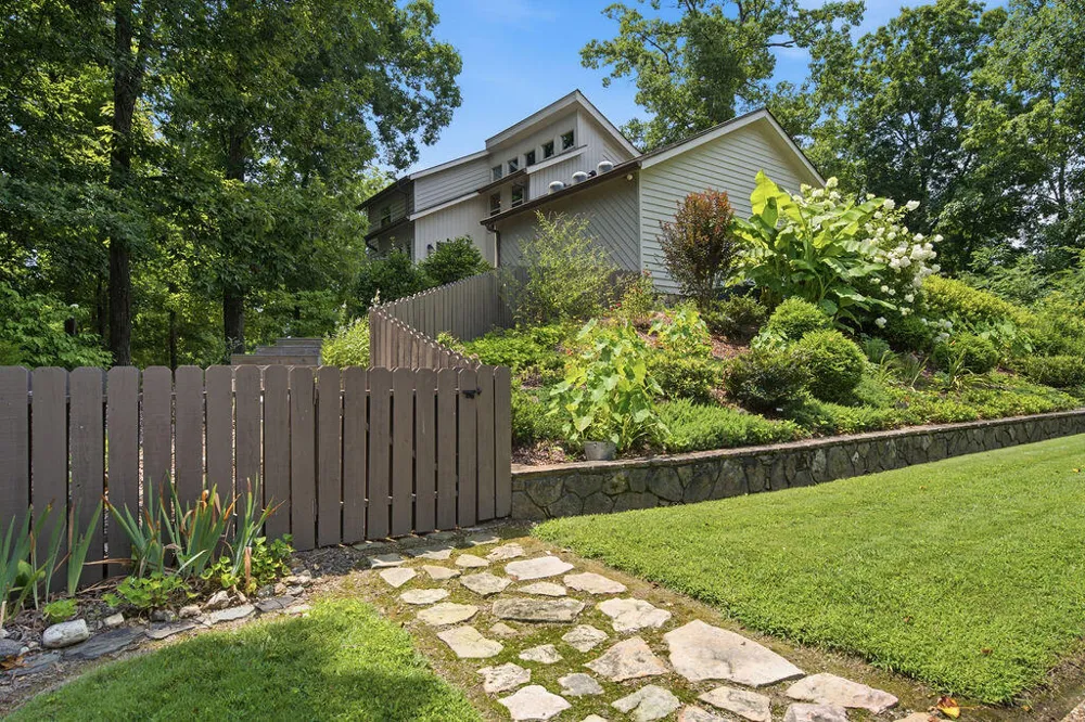 3922 Highway 2 Cohutta, GA 30710