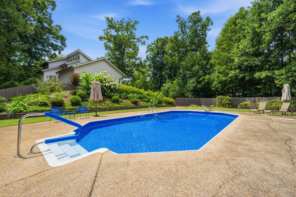 3922 Highway 2 Cohutta, GA 30710