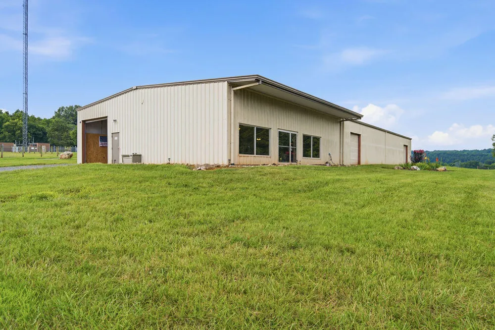 3922 Highway 2 Cohutta, GA 30710