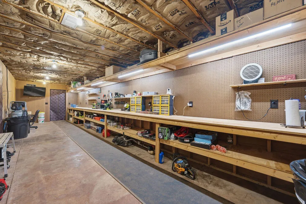 3922 Highway 2 Cohutta, GA 30710