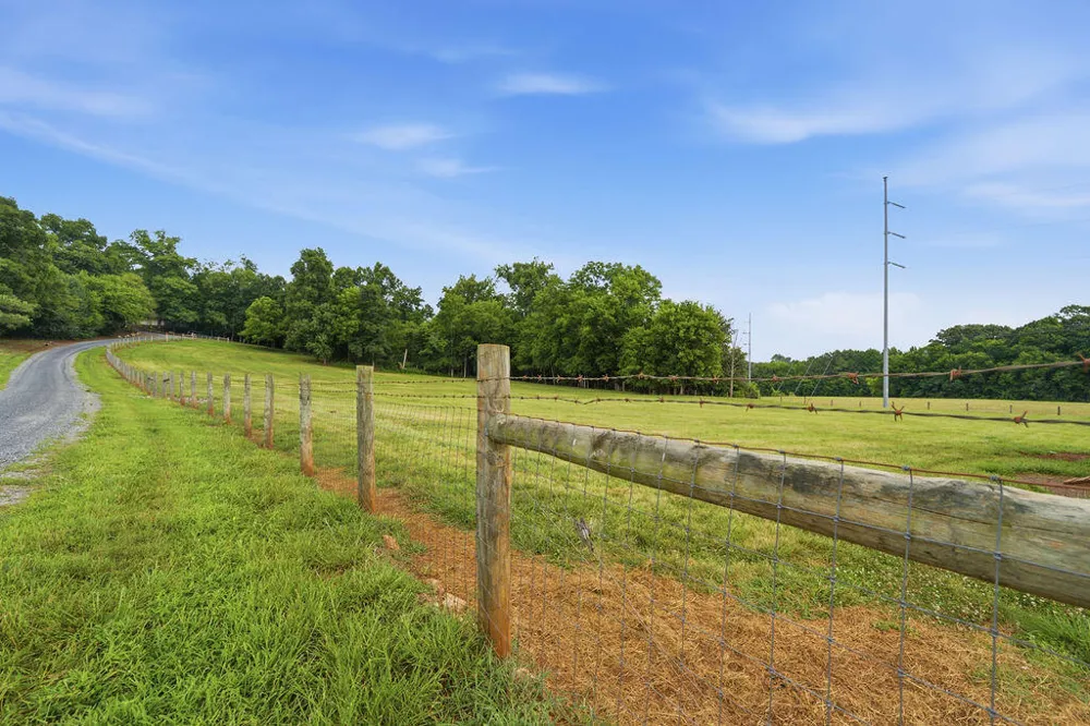 3922 Highway 2 Cohutta, GA 30710
