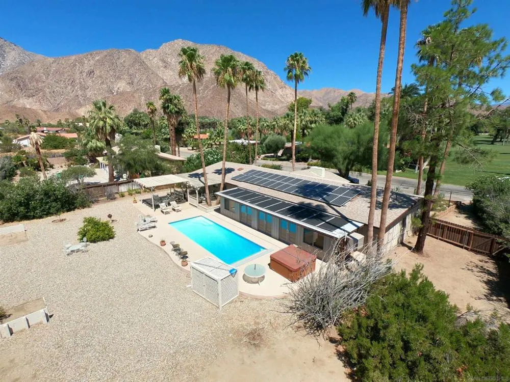 355 Pointing Rock Dr Borrego Springs, CA 92004