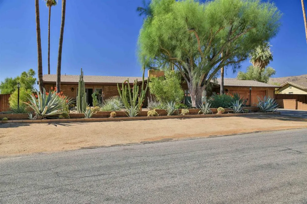 355 Pointing Rock Dr Borrego Springs, CA 92004
