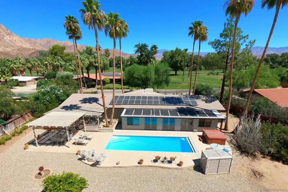 355 Pointing Rock Dr Borrego Springs, CA 92004