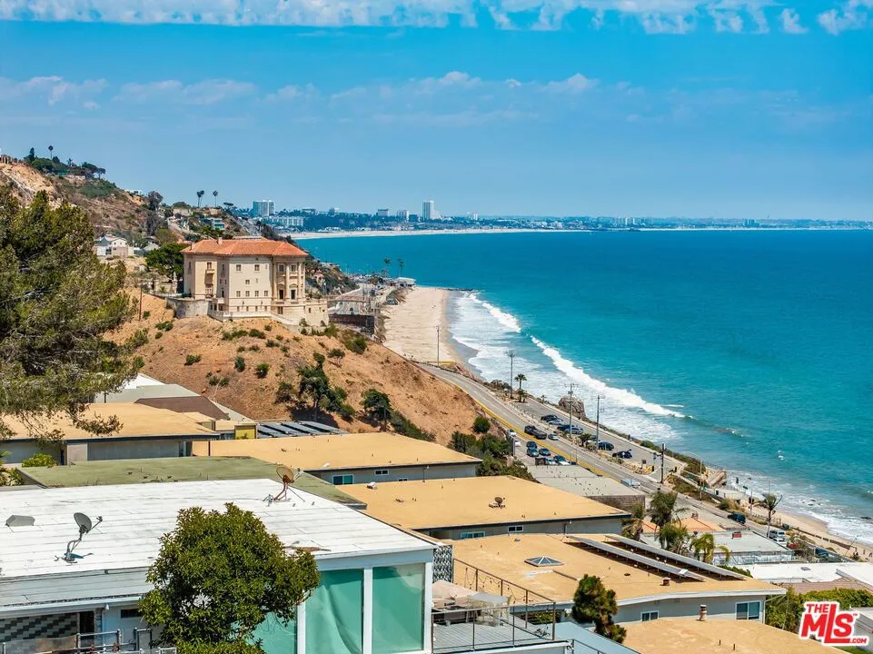 18133 Coastline Drive Malibu, CA 90265