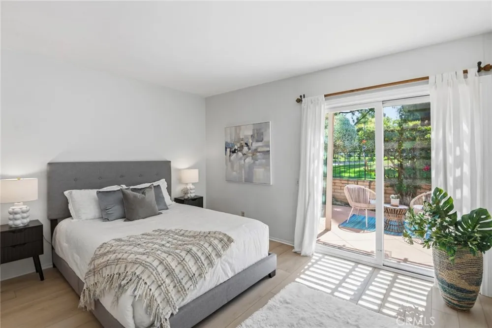 3 Willow Tree Irvine, CA 92612