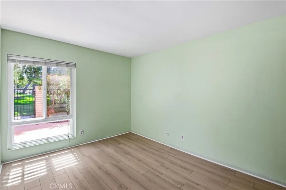 3 Willow Tree Irvine, CA 92612