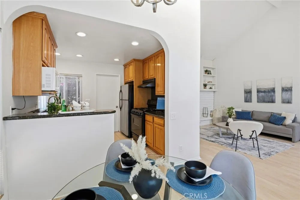 3 Willow Tree Irvine, CA 92612